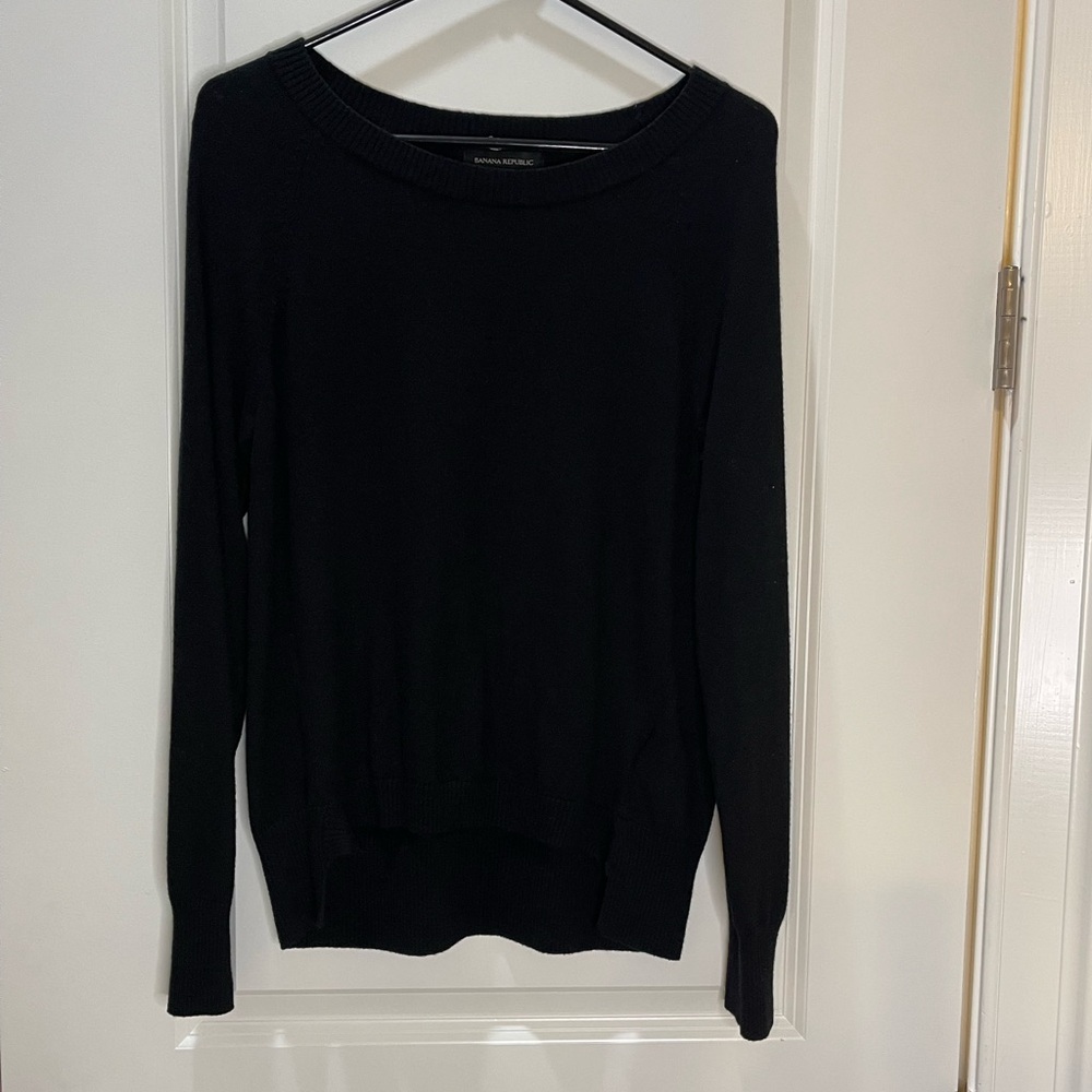 Banana Republic Women’s Black Sweater Soft Lightweight Merino Wool Blend Size M